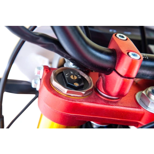 Мотоцикл кроссовый эндуро REGULMOTO CR-Z 300