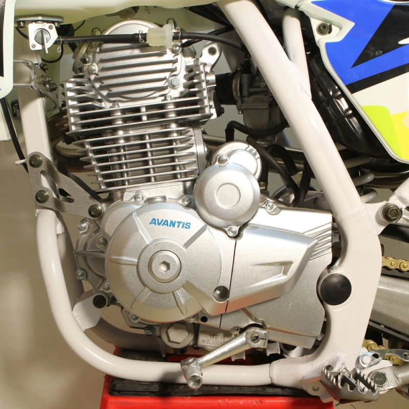 Мотоцикл кроссовый эндуро AVANTIS FX 250 (PR250/172FMM-5, ВОЗД.ОХЛ.) ПТС 2574781