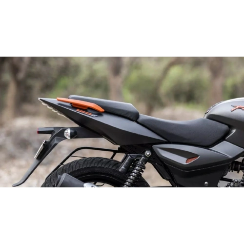 Мотоцикл BAJAJ Pulsar 180