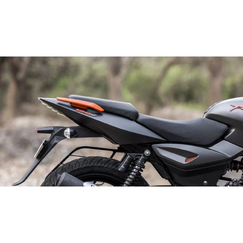 Мотоцикл BAJAJ Pulsar 180