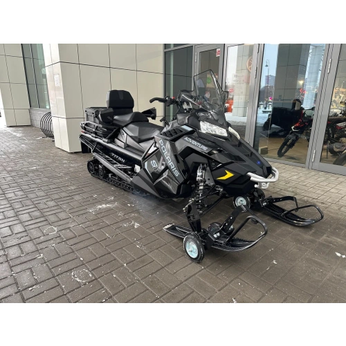 Снегоход POLARIS Titan Adventure ProStar S4